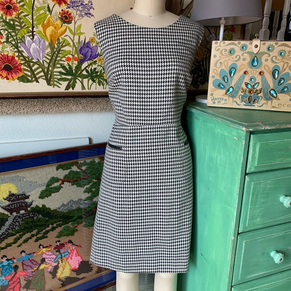 Liz Claiborne Houndstooth 1960’s Styled Dress